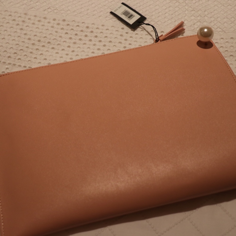 Banana republic NEW clutch